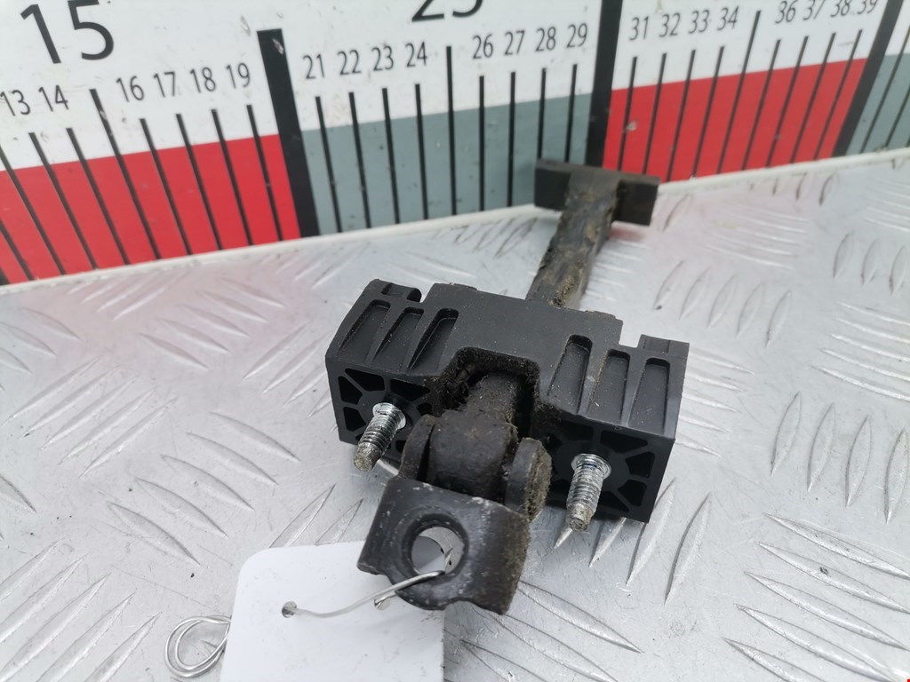 Ограничитель открывания двери OPEL Astra H/Family 2004-2015