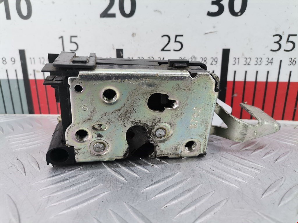 Замок двери передней левой PEUGEOT Boxer 230 1994-2002