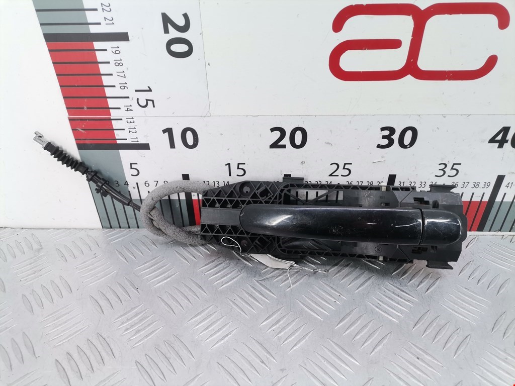 Ручка двери передней наружная левая SEAT Toledo 2012-2019