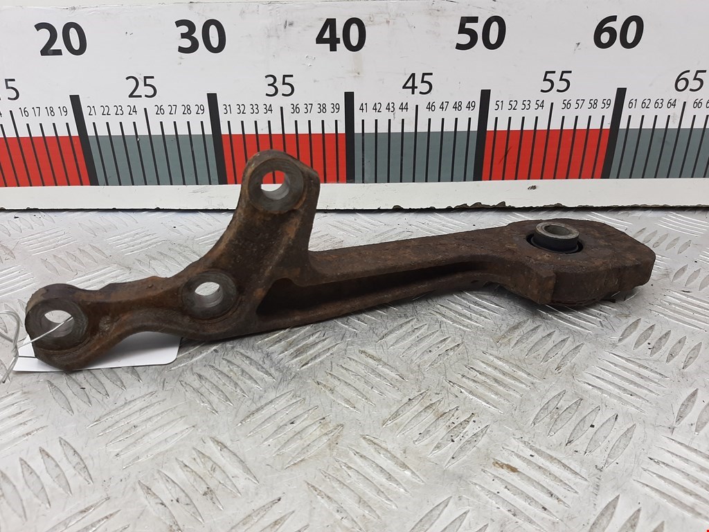 Кронштейн редуктора TOYOTA Land Cruiser Prado 120 2002-2009