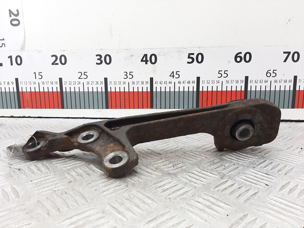 Кронштейн редуктора TOYOTA Land Cruiser Prado 120 2002-2009