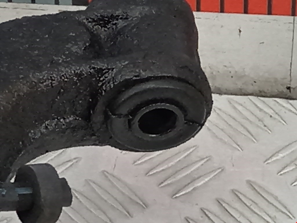 Ступица задняя правая SEAT Alhambra 1996-2010