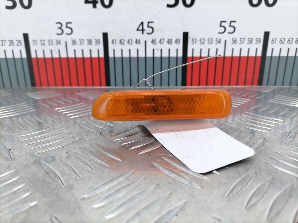 Повторитель указателя поворота правый BMW 3-Series (E46) (1998-2007)