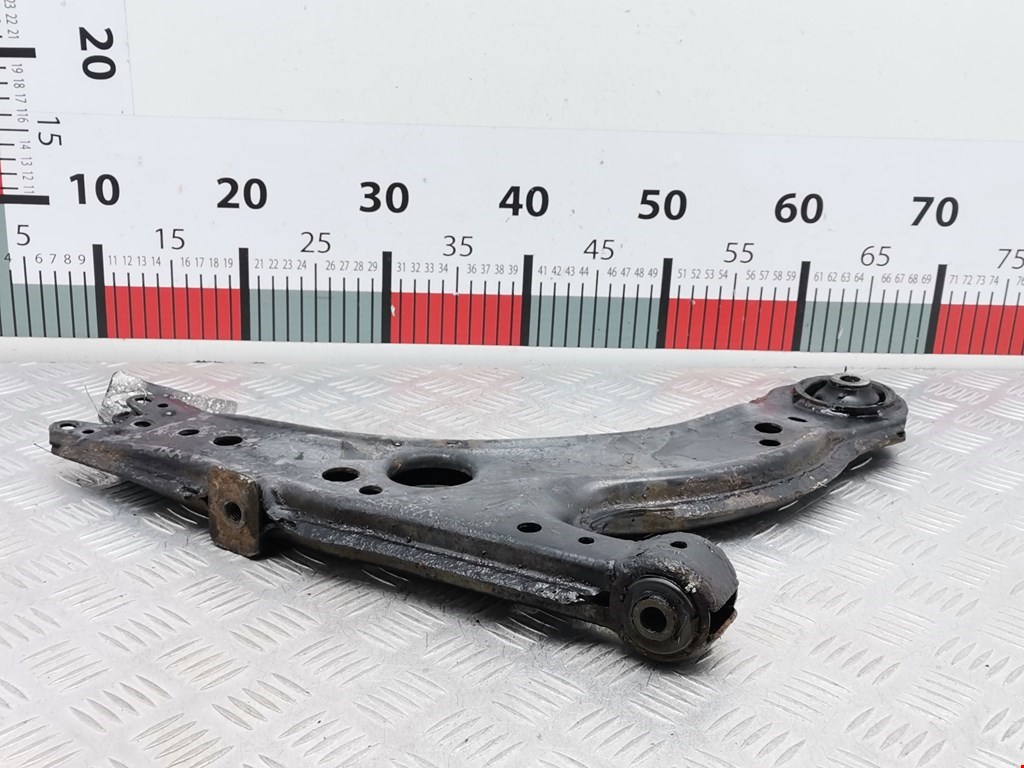 Рычаг передний правый VOLKSWAGEN Beetle A4 1998-2010