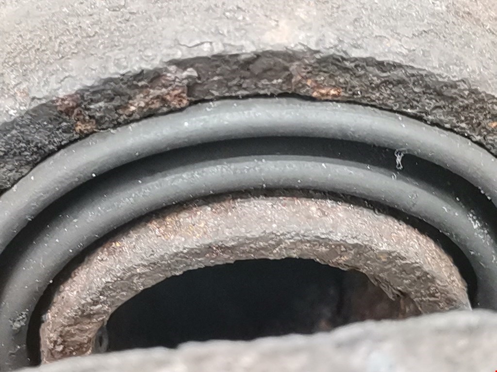 Суппорт задний левый MITSUBISHI Lancer IX CS 2000-2010