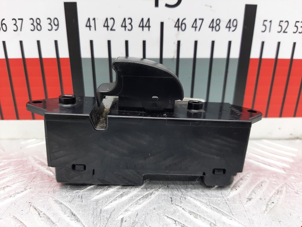 Кнопка стеклоподъемника CITROEN C-Crosser 2007-2013