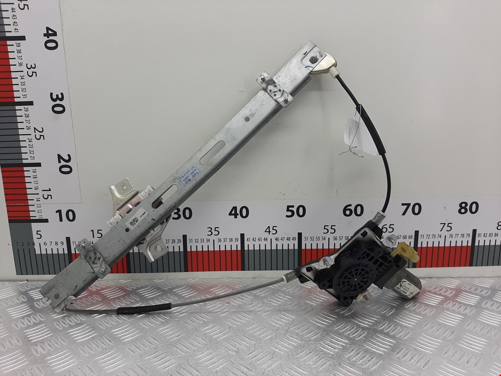 Стеклоподъемник передний левый HYUNDAI i10 2007-2013