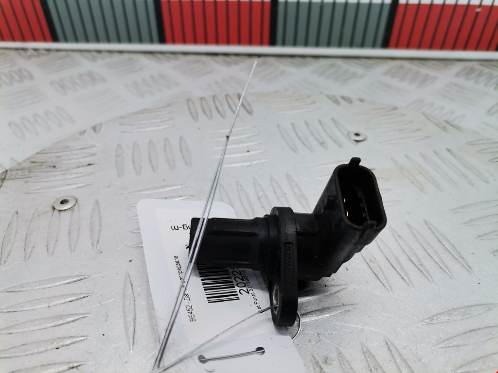 Датчик положения распредвала FIAT Grande Punto 2005-2009