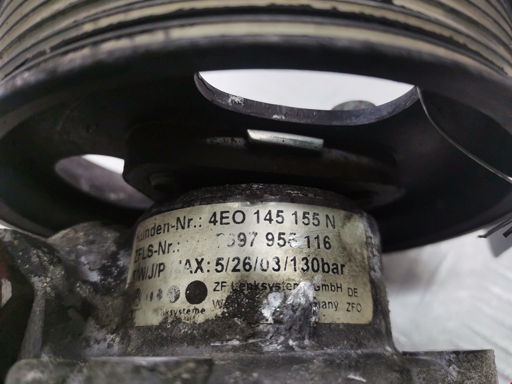 Насос гидроусилителя руля (ГУР) AUDI A8 D3 2003-2010