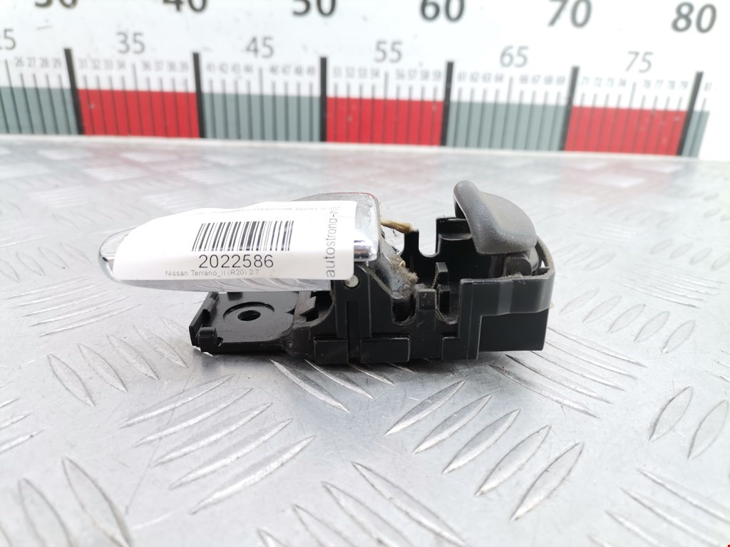Ручка дверная задняя внутренняя правая NISSAN Terrano II R20 1993-2006