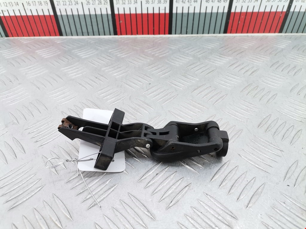 Ручка дверная задняя внутренняя левая PEUGEOT Partner 1996-2009