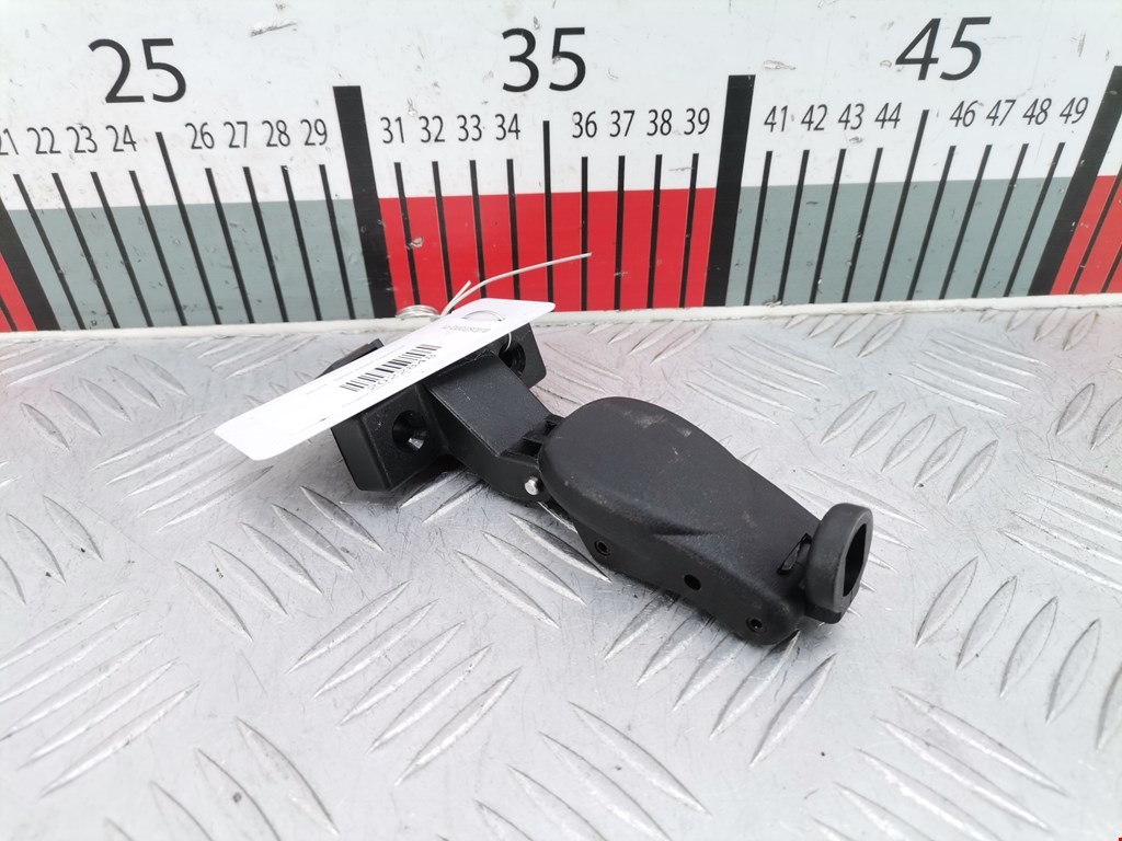 Ручка дверная задняя внутренняя левая PEUGEOT Partner 1996-2009