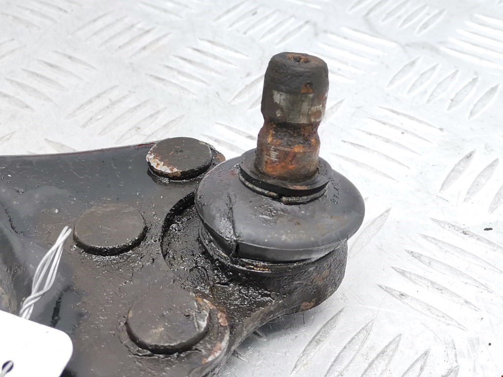 Рычаг передний левый OPEL Combo C 2001-2011