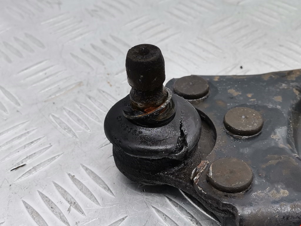 Рычаг передний правый OPEL Combo C 2001-2011