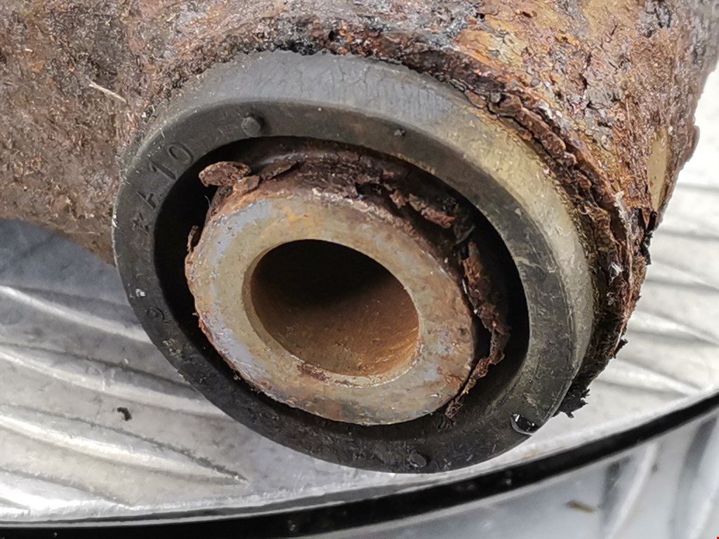 Рычаг передний правый SUZUKI Grand Vitara 2005-2015