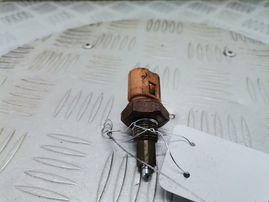 Датчик включения заднего хода RENAULT Clio 1998-2008