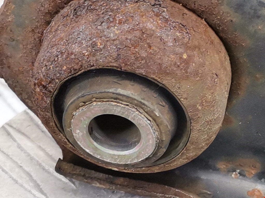 Рычаг передний правый RENAULT Scenic I 1996-2003