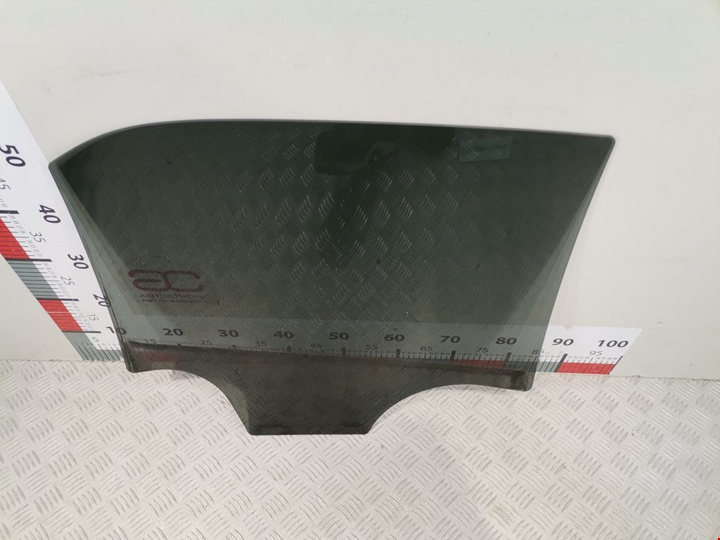 Стекло двери заднее левое CHEVROLET Equinox 2009-2017