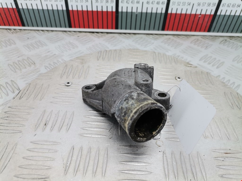 Корпус термостата SAAB 900 1993-1998