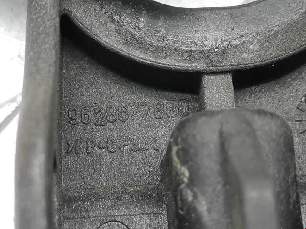 Кронштейн (крепление) радиатора PEUGEOT 206 1998-2012