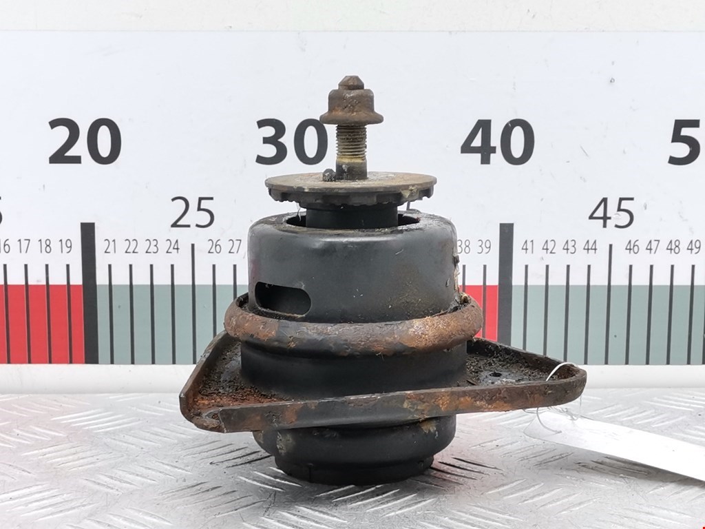 Подушка (опора) крепления двигателя Kia Ceed 1 (ED) (2006-2012)