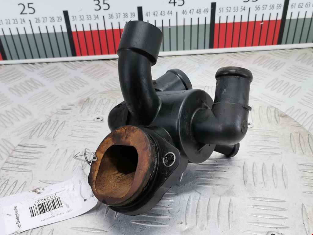 Корпус термостата VOLKSWAGEN Scirocco III 2008-2017