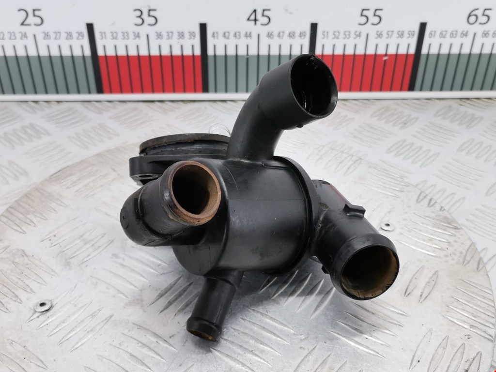 Корпус термостата VOLKSWAGEN Scirocco III 2008-2017