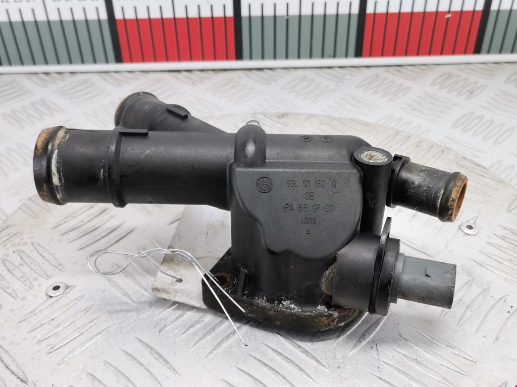 Тройник системы охлаждения VOLKSWAGEN Scirocco III 2008-2017