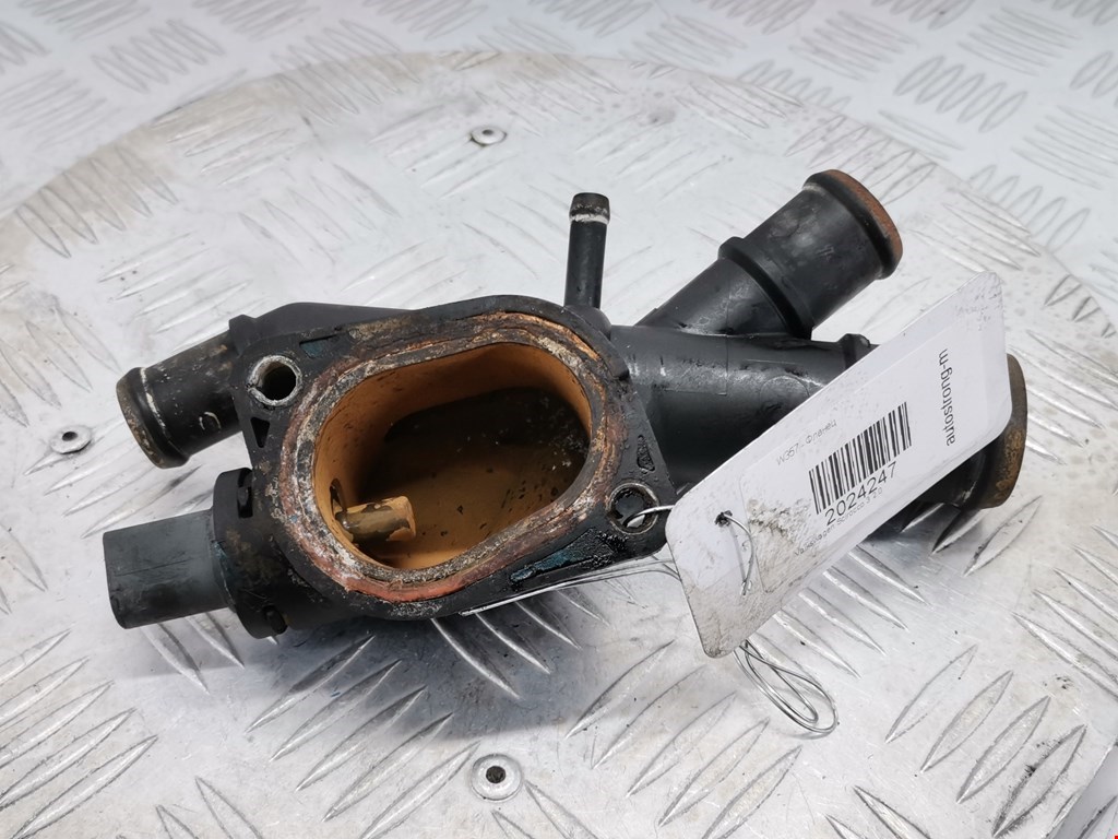 Тройник системы охлаждения VOLKSWAGEN Scirocco III 2008-2017