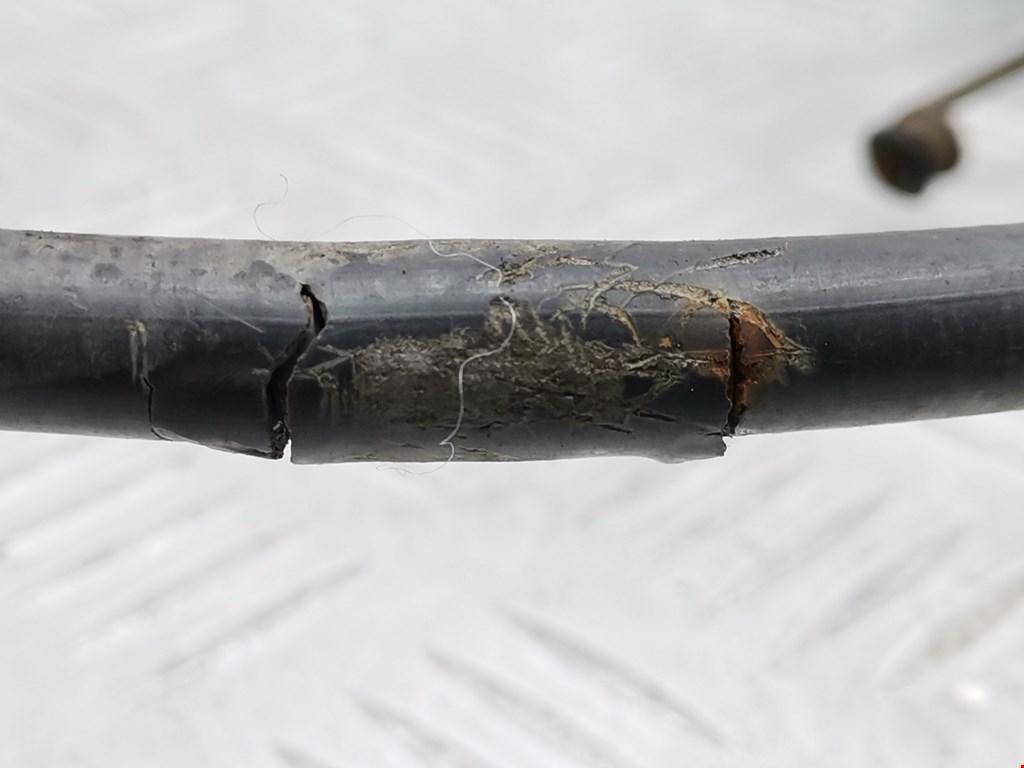 Трос стояночного тормоза левый/правый BMW X5 E53 1999-2006