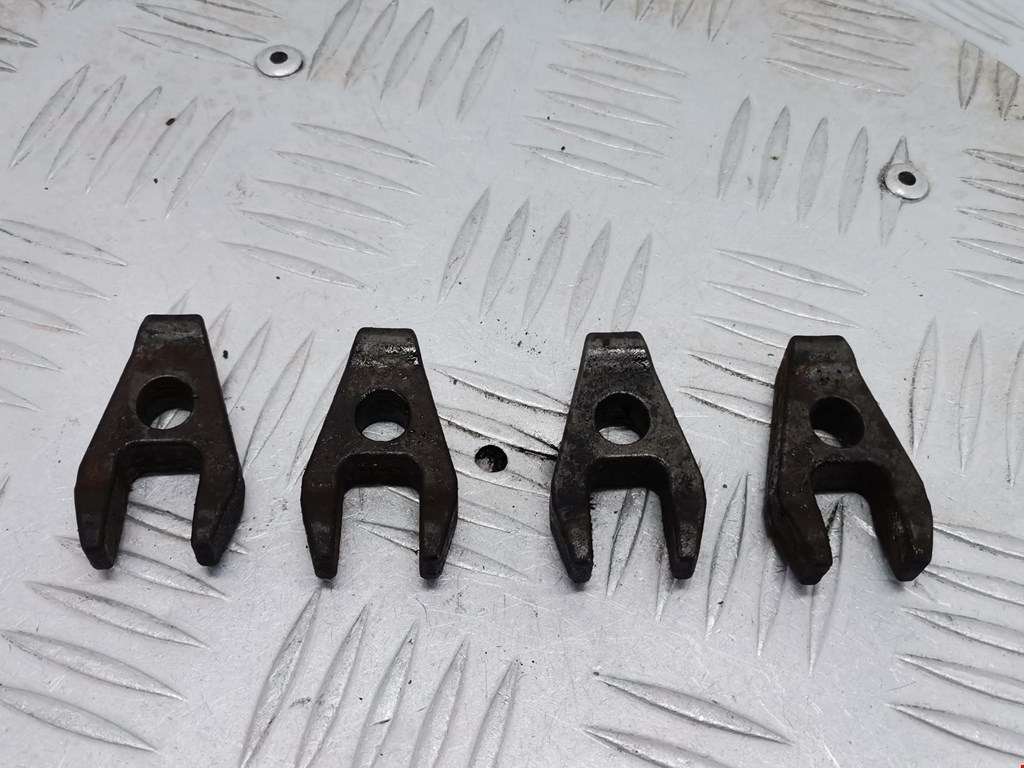 Кронштейн форсунки CHRYSLER Voyager IV RG 2001-2007