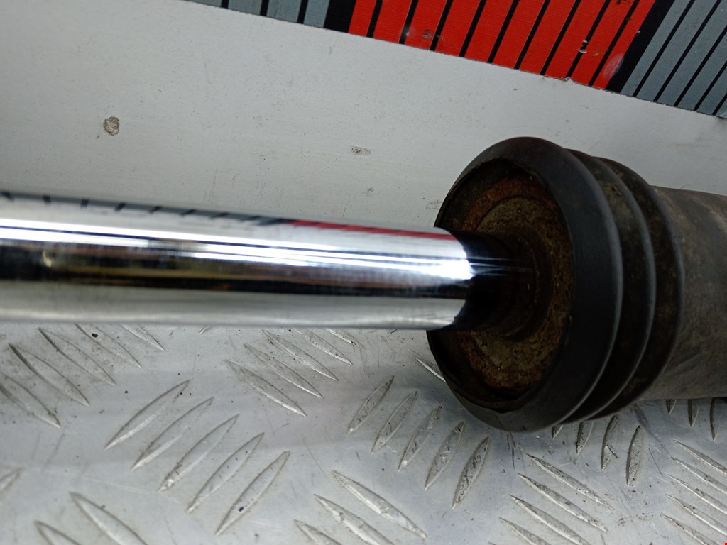 Амортизатор передний правый VOLKSWAGEN Crafter 2006-2016