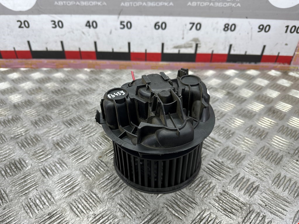 Моторчик (мотор) отопителя салона RENAULT Megane II 2002-2009