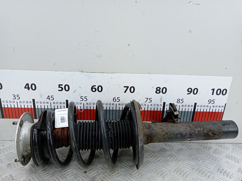 Амортизатор передний левый BMW X3 E83 2003-2010