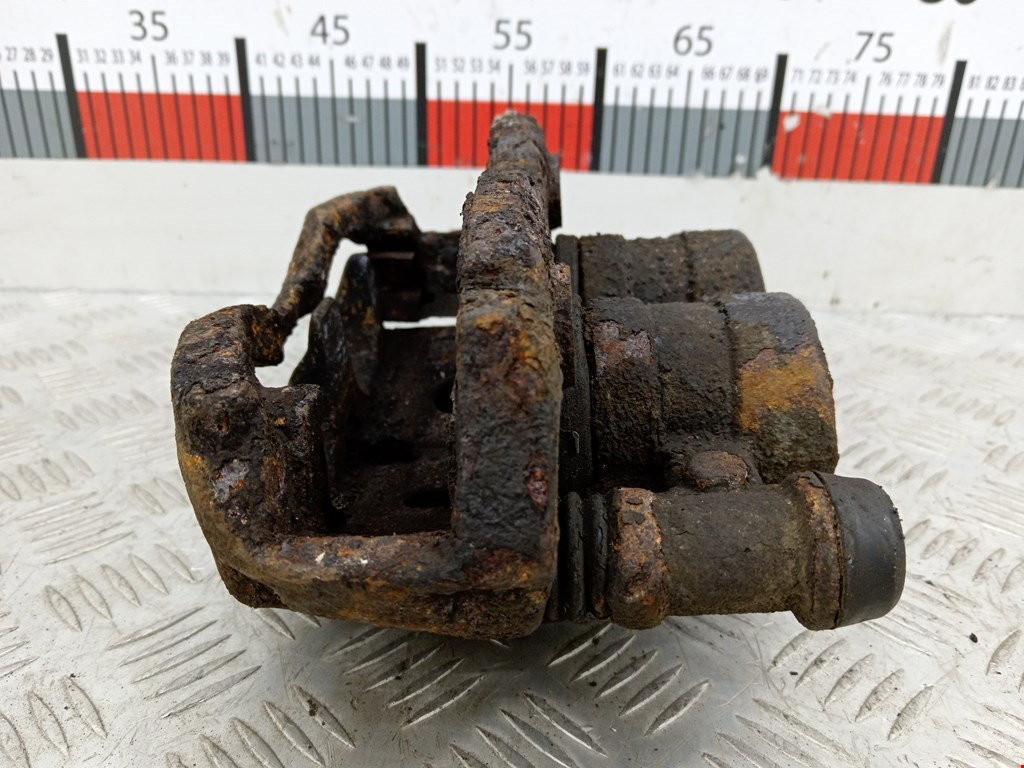 Суппорт передний левый VOLKSWAGEN Crafter 2006-2016