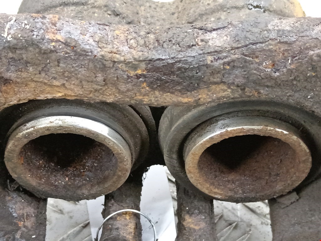 Суппорт передний левый VOLKSWAGEN Crafter 2006-2016