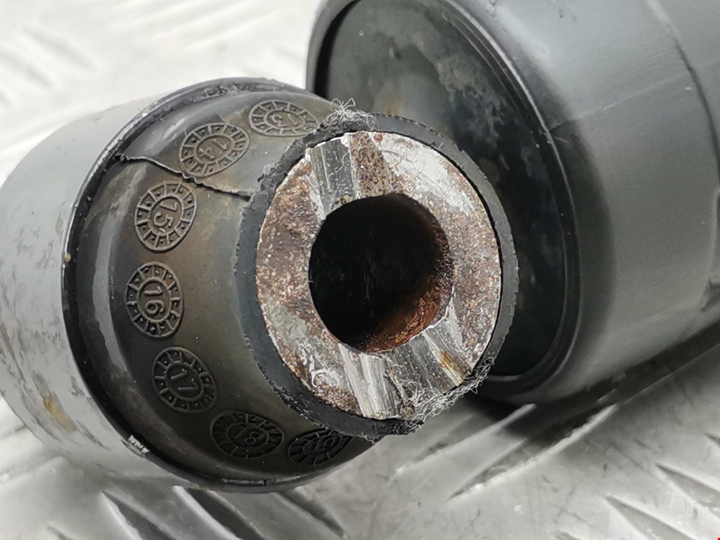 Амортизатор задний правый FORD Transit 2014-н.в.