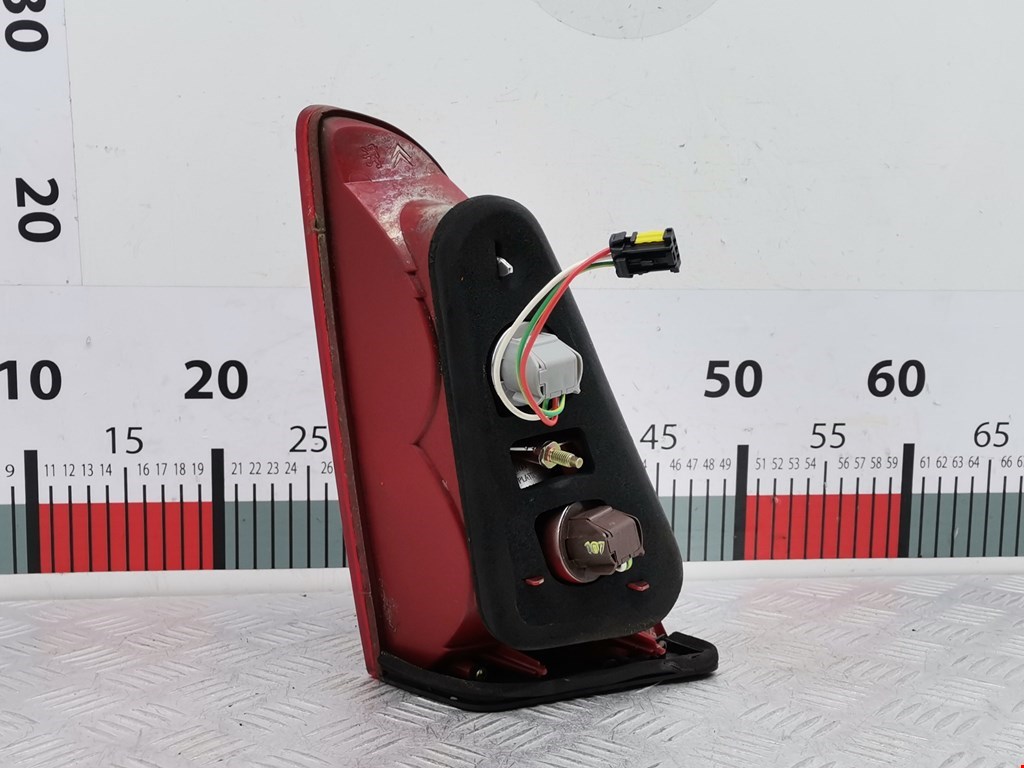 Фонарь задний внутренний левый PEUGEOT 607 2000-2010