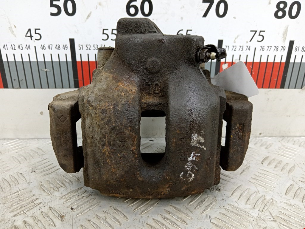 Суппорт передний правый BMW X5 E53 1999-2006