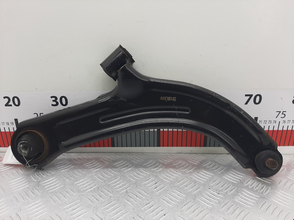 Рычаг передний правый Nissan Micra K12 (2002-2010)