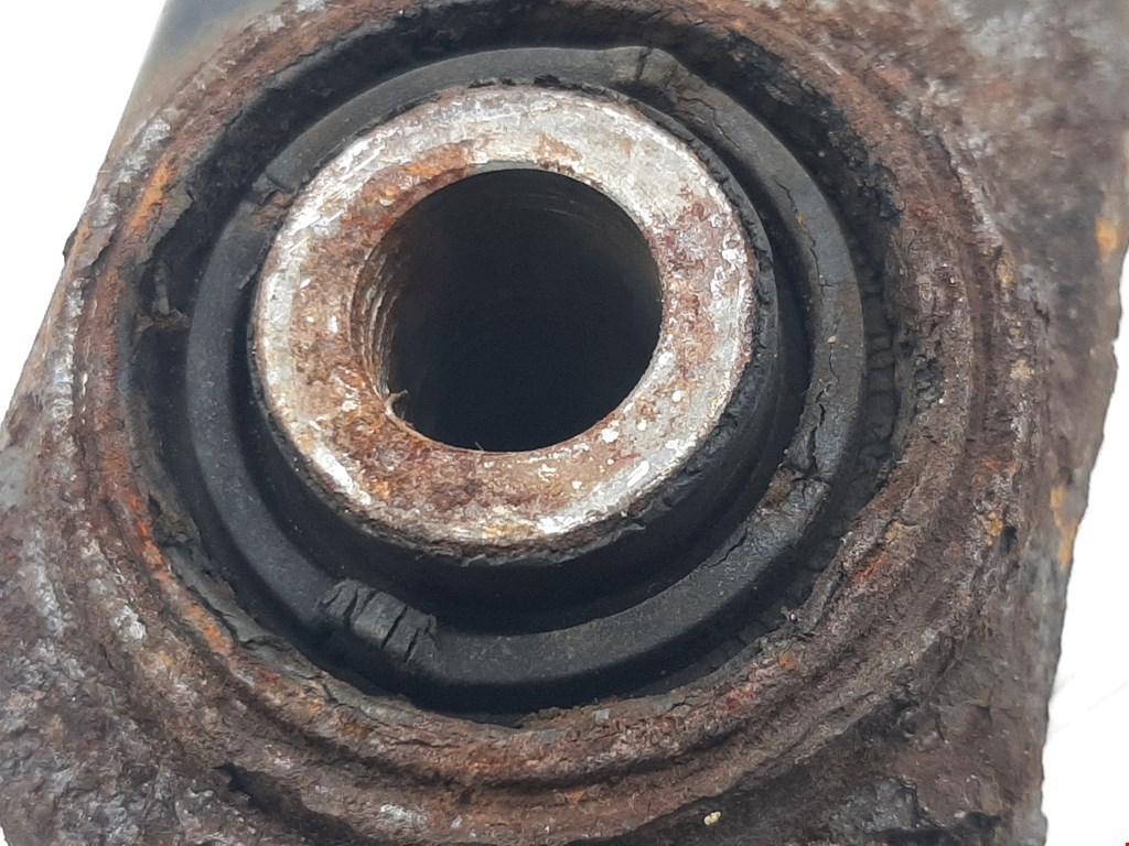 Рычаг задний правый FORD Focus I 1998-2005