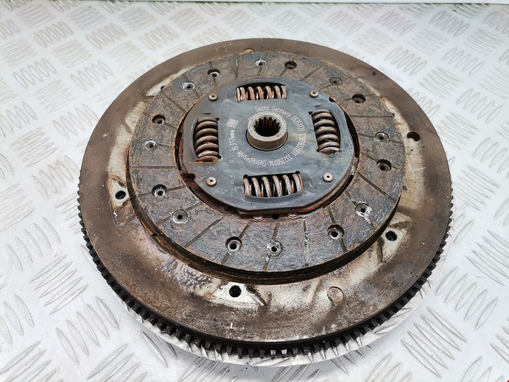 Маховик (демпфер сцепления) OPEL Astra H/Family 2004-2015