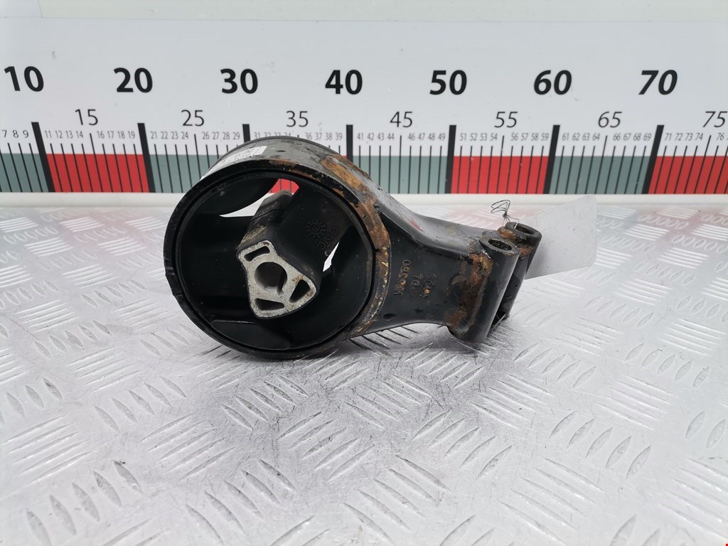 Подушка (опора) крепления двигателя Opel Astra J (2009-2018)