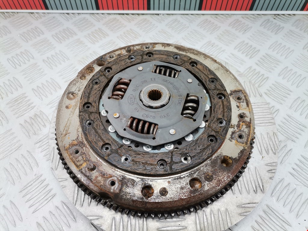 Маховик (демпфер сцепления) FIAT Punto II (188) 1999-2007