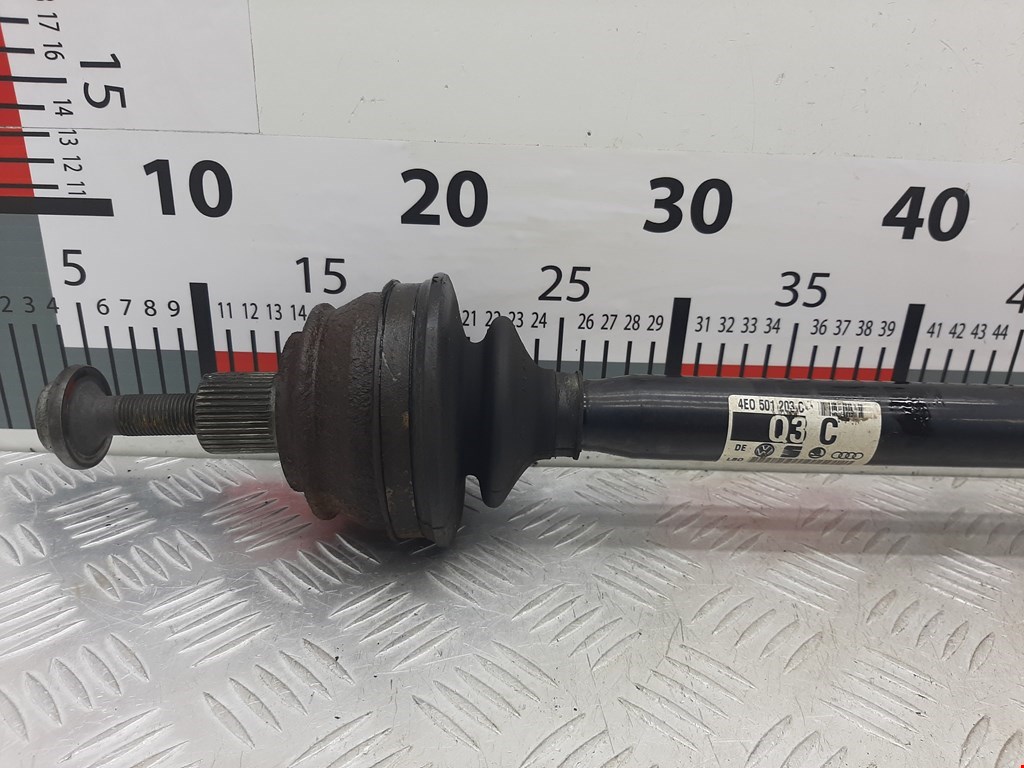 Полуось (привод, приводной вал) задняя левая AUDI A8 D3 2003-2010