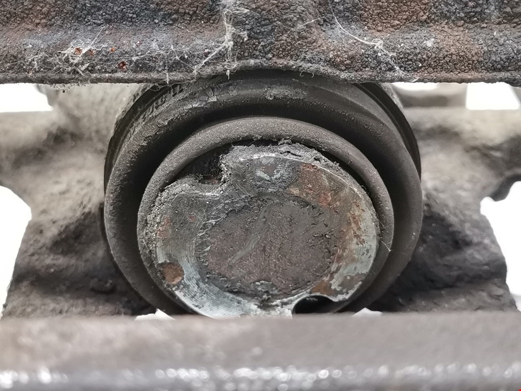 Суппорт задний правый OPEL Astra J 2009-2017