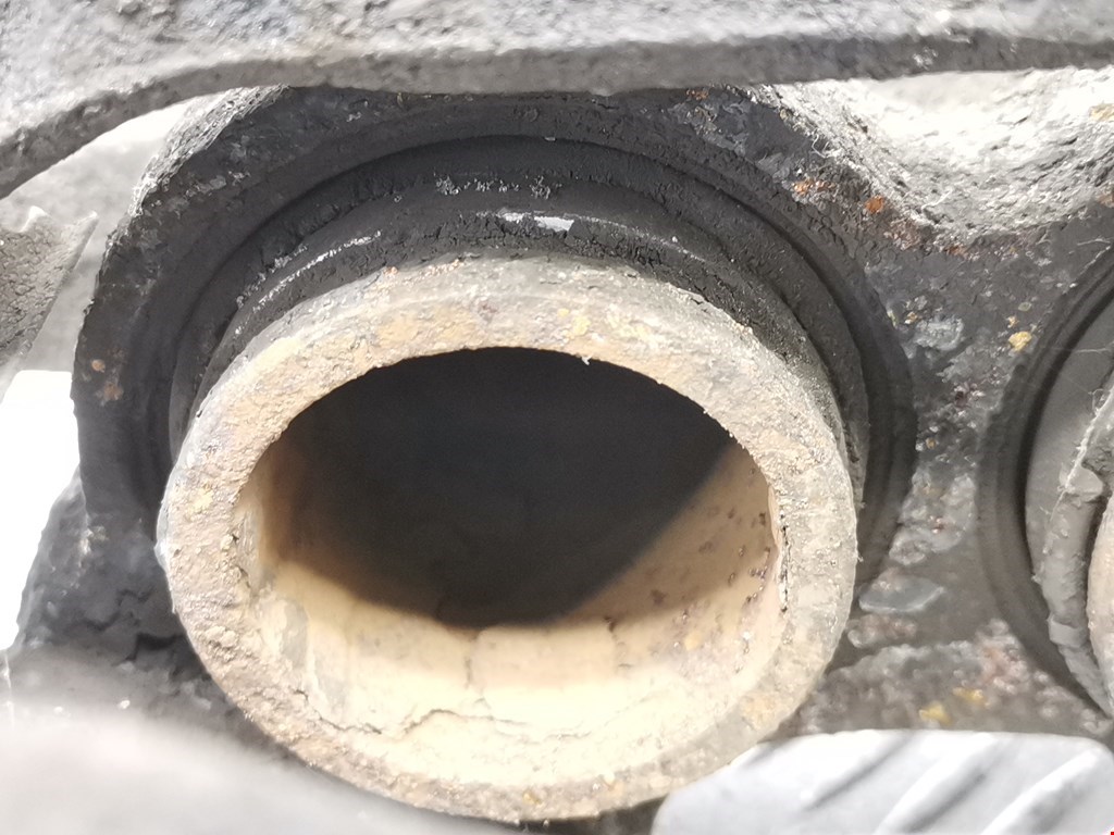 Суппорт передний правый FORD Transit 2014-н.в.