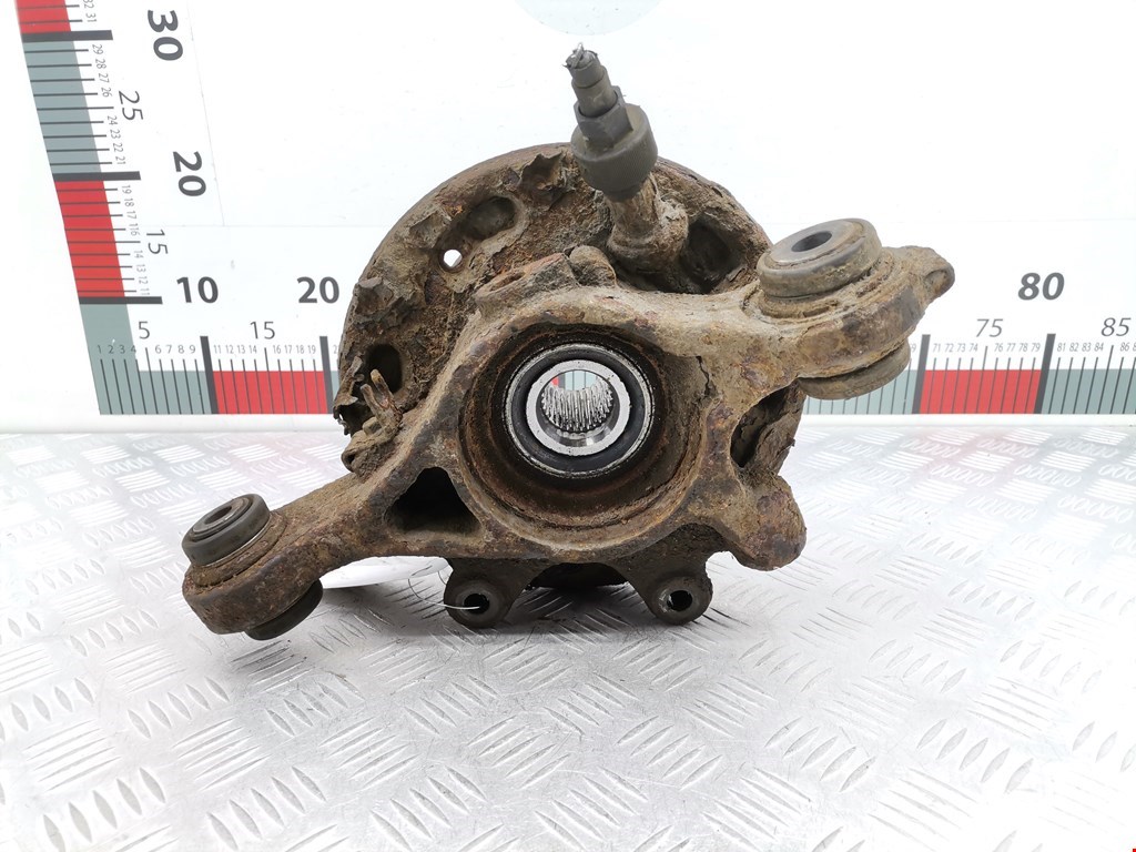 Ступица задняя левая LAND ROVER Discovery III 2005-2009