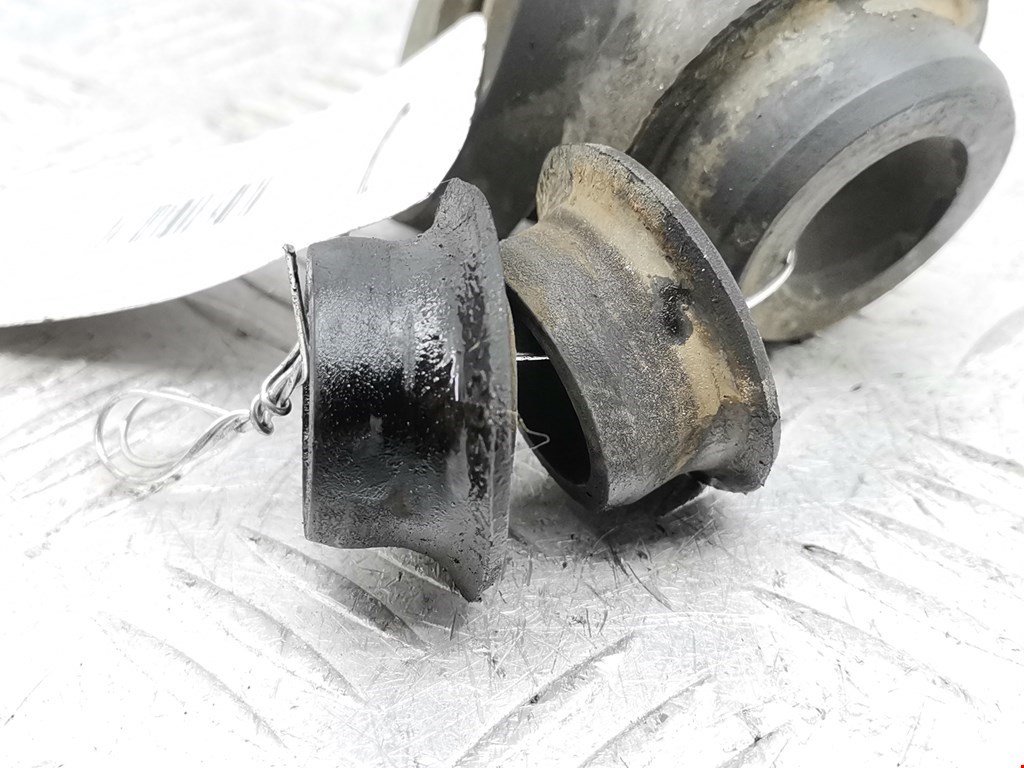 Кронштейн (крепление) радиатора TOYOTA Yaris 1999-2005