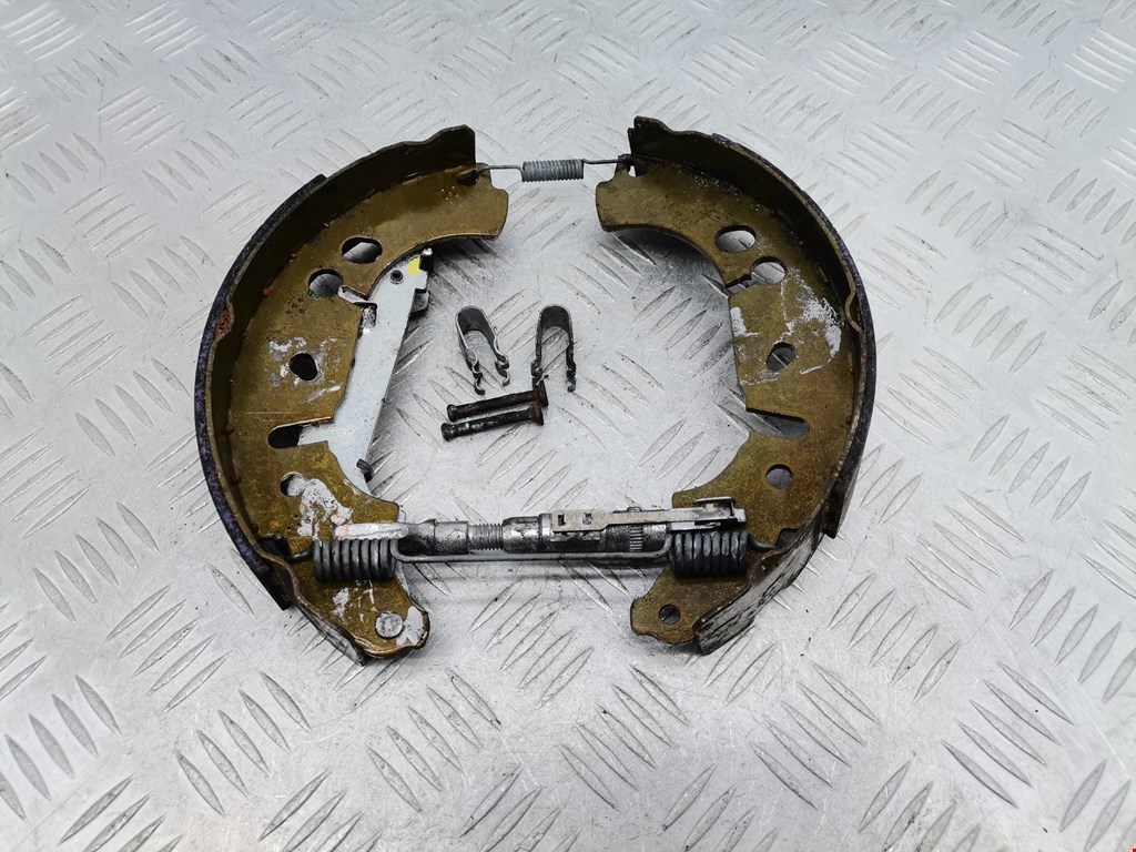 Механизм ручного тормоза (ручника) OPEL Corsa D 2006-2014